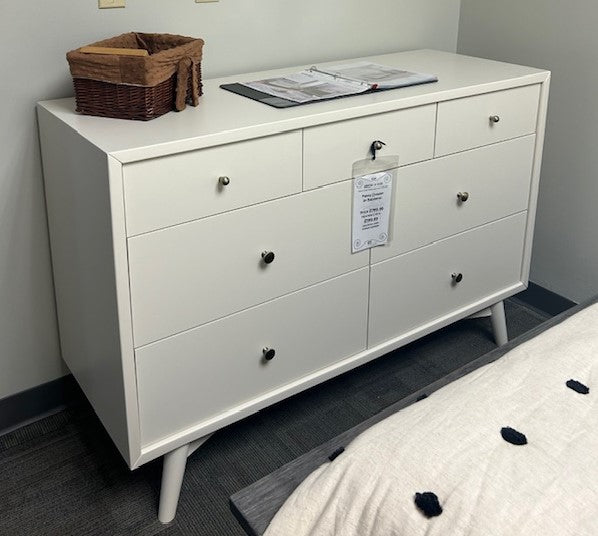 Palma 7 Drawer Dresser in Warm White - Floor Model only