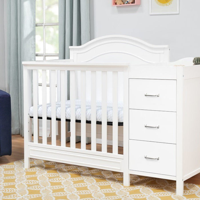 DaVinci Charlie 4-in-1 Convertible Mini Crib & Changer