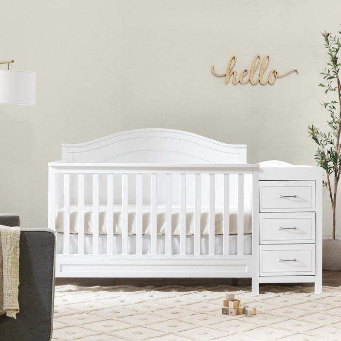 DaVinci Charlie 4-in-1 Convertible Crib & Changer