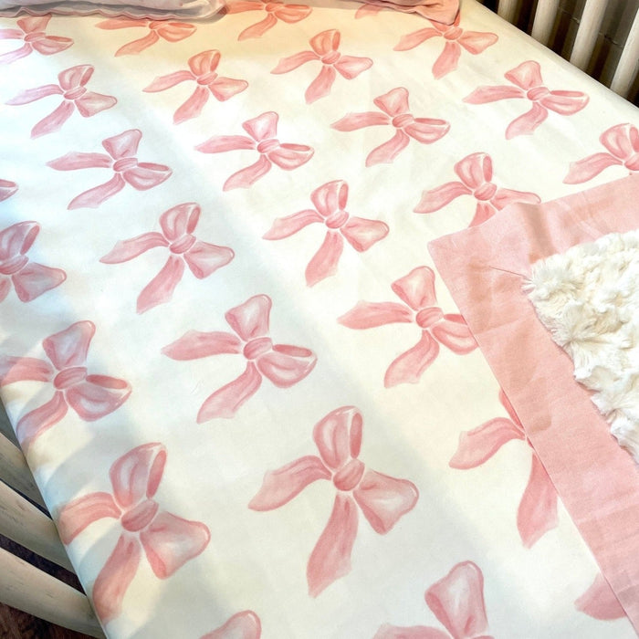Liz and Roo Petal Pink Bows Crib Sheet (Organic Cotton)